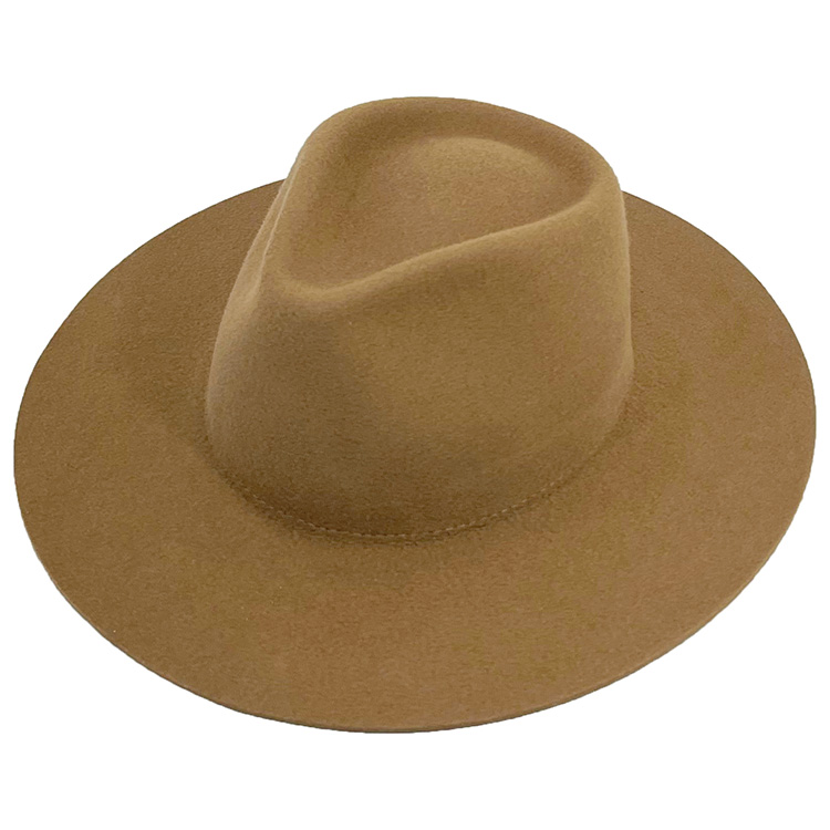 FAGUNDES_CAMEL-(2).jpg