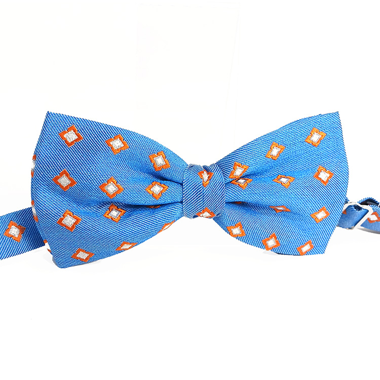 Laço-azul-claro-com-losangos-laranja(2).jpg