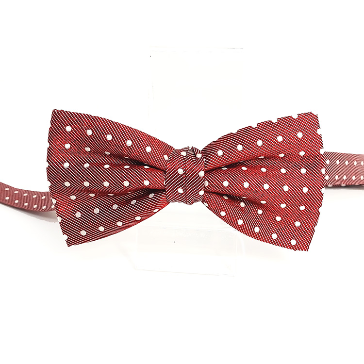 Laço-vermelho-rubi-com-pintas-(1).jpg