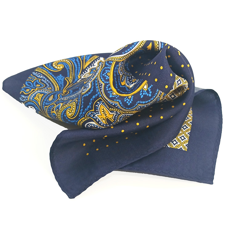 Lenço-azul-marinho-com-padrões-em-amarelo-(1).jpg