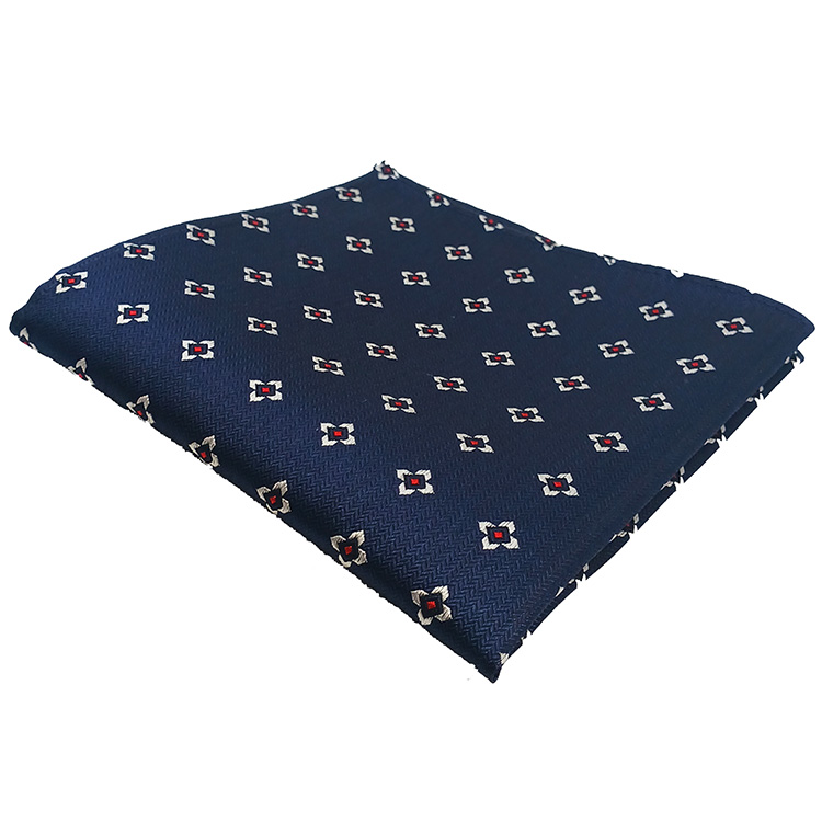 Lenço-azul-marinho-e-flores-brancas-(1).jpg