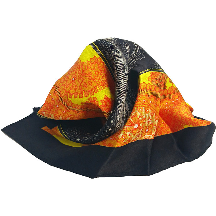 Lenço-seda-preto--(1).jpg