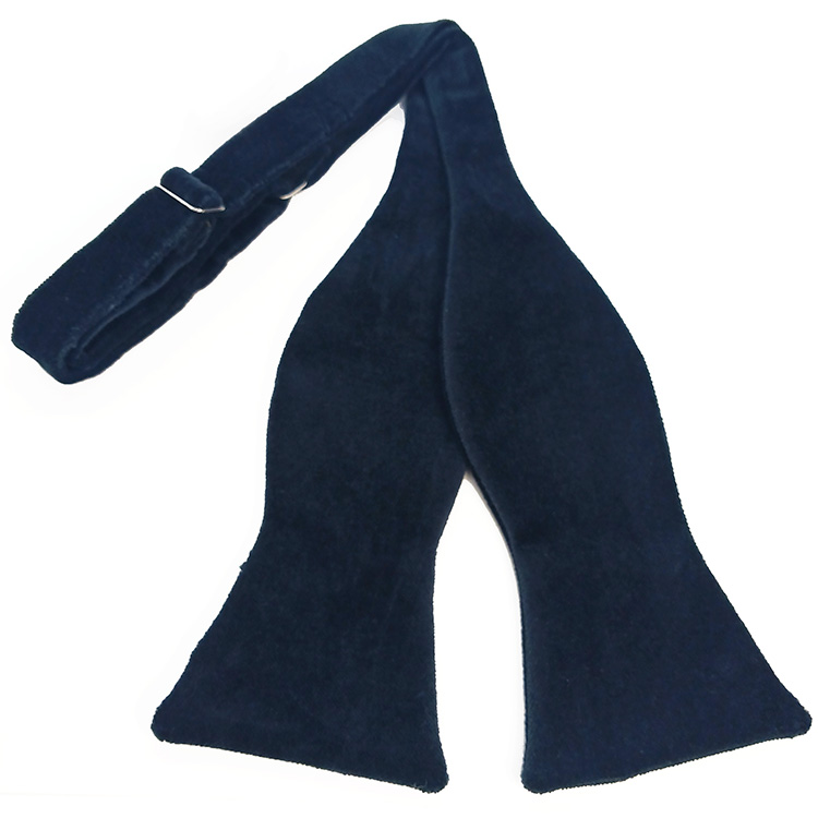 Selftie-veludo-azul-marinho.jpg